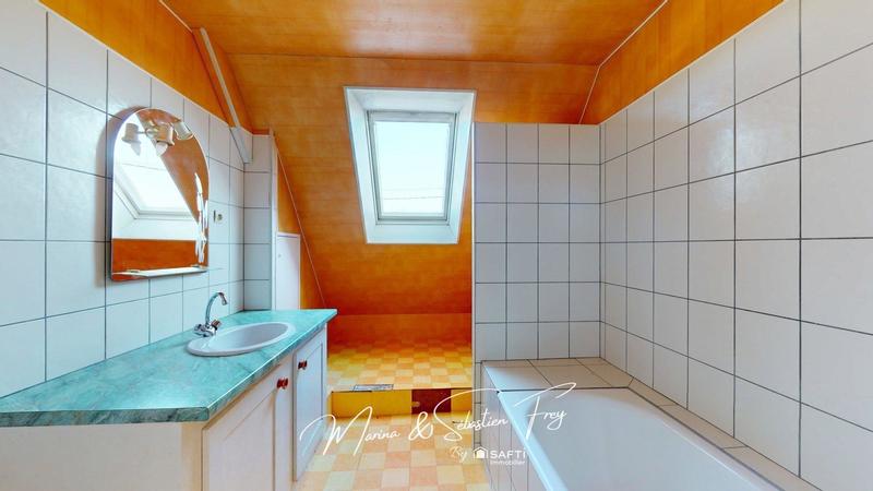 Maison - 121 m² - 5 pièces