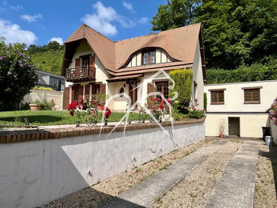 Maison - 167 m² - 6 pièces