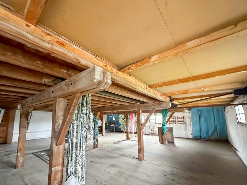 Local d'activité / Entrepôt - 500 m² - 3 pièces