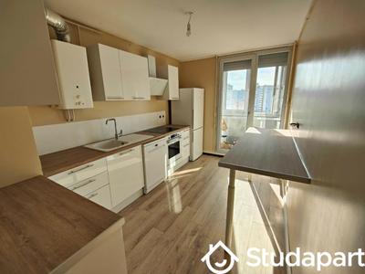 Appartement - 83 m² - 4 pièces