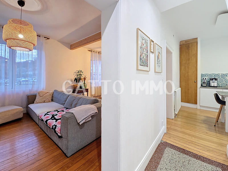 Maison - 140 m² - 5 pièces