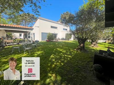 Maison - 173 m² - 7 pièces