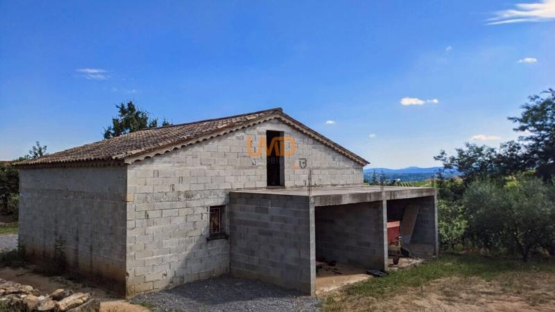 Parking / Garage - 120 m²