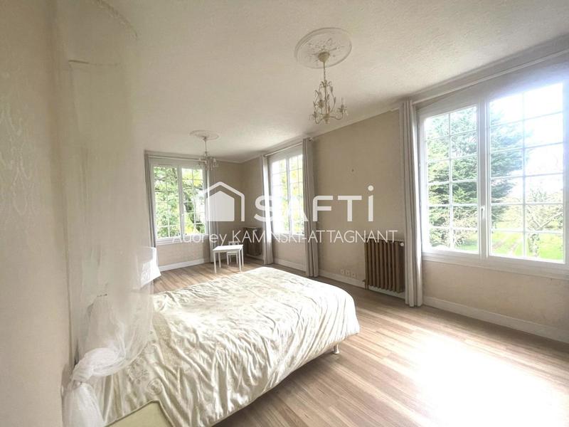 Maison de maîtres - 375 m² - 11 pièces