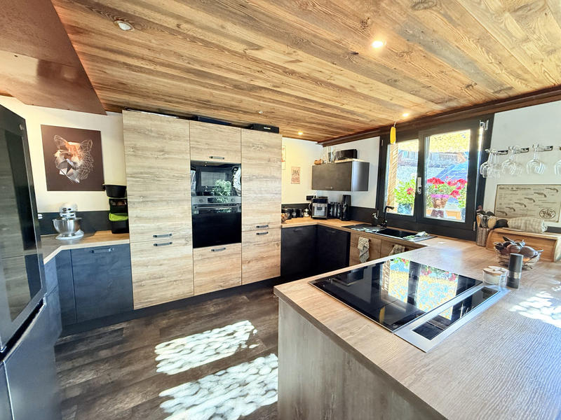 Châlet - 159 m² - 8 pièces