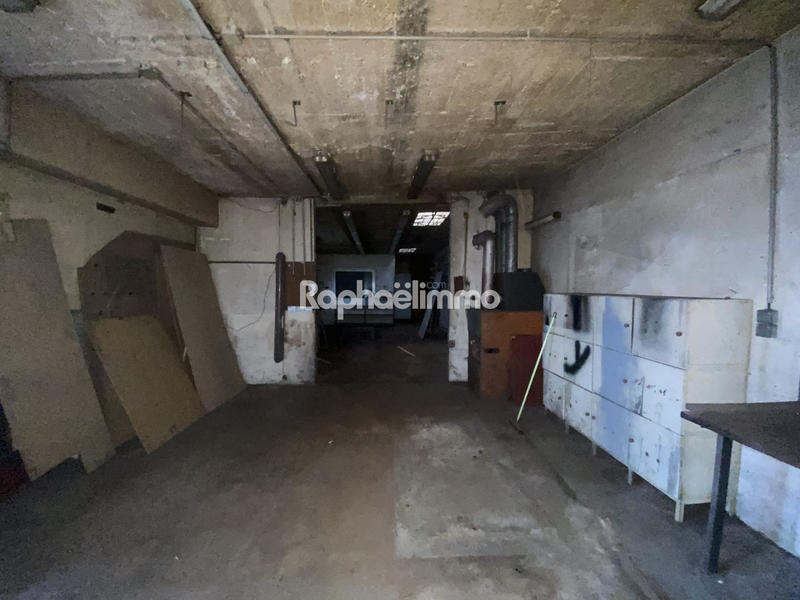 Loft - 85 m² - 1 pièce