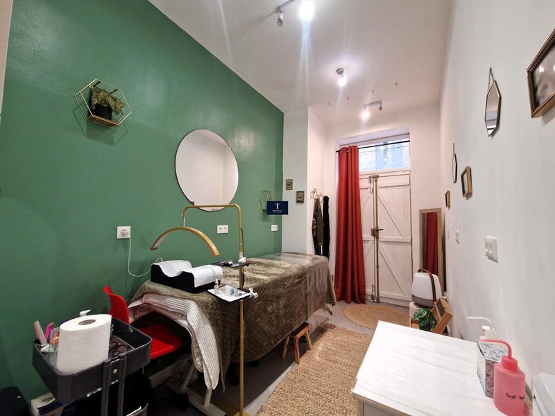 Local commercial - 13 m² - 1 pièce