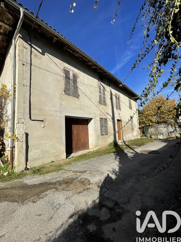 Maison de campagne - 200 m² - 6 pièces