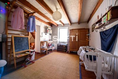 Maison - 154 m² - 7 pièces