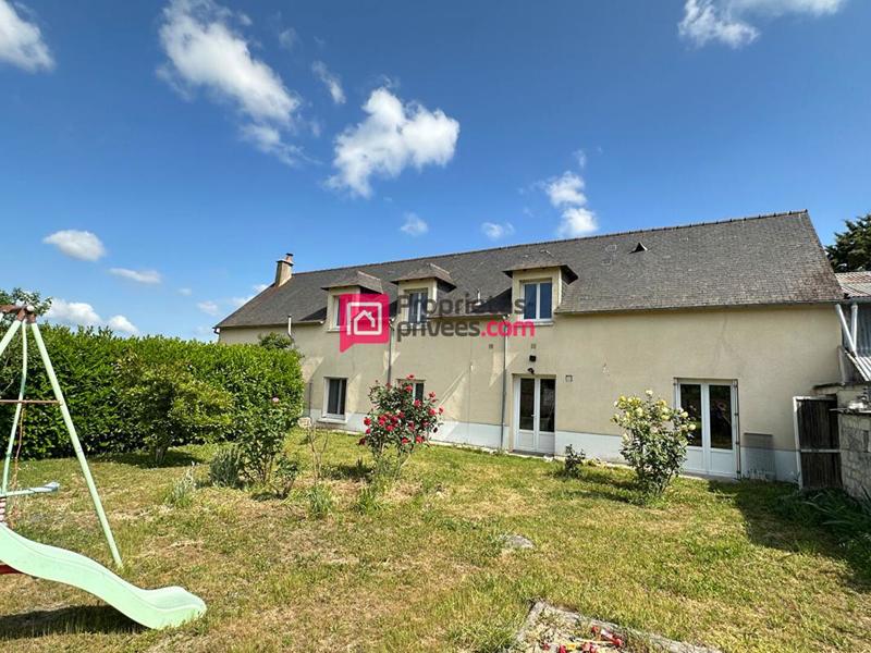 Maison - 275 m² - 12 pièces