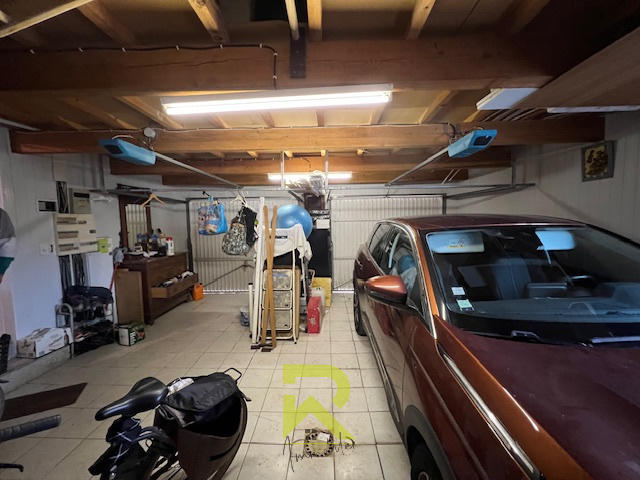 Villa - 174 m² - 8 pièces