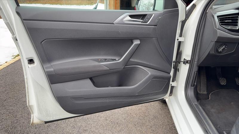 Volkswagen Polo VI 1.0 Tsi 115 Copper Line