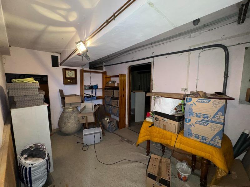 Maison - 257 m² - 11 pièces