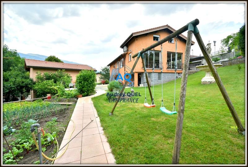 Maison - 134 m² - 6 pièces