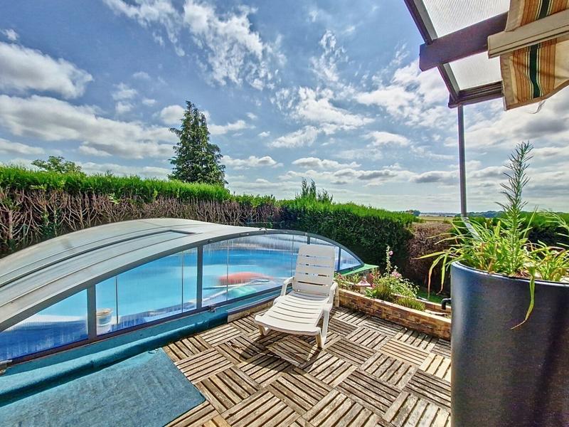 Maison - 104 m² - 4 pièces