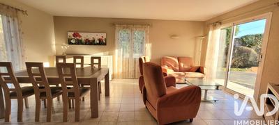 Maison - 95 m² - 4 pièces