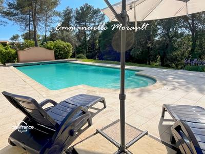 Villa - 210 m² - 7 pièces