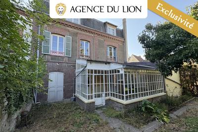 Appartement - 161 m² - 6 pièces