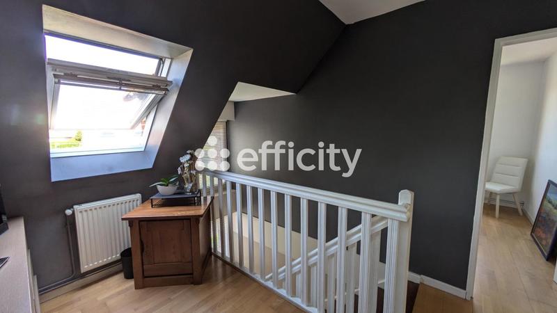 Maison - 140 m² - 8 pièces