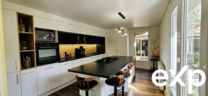 Maison - 126 m² - 4 pièces