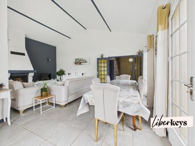 Maison - 133 m² - 6 pièces