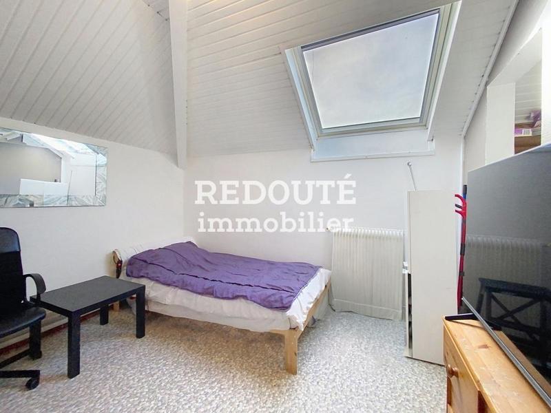 Studio - 11 m² - 1 pièce