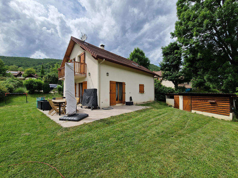 Maison - 105 m² - 4 pièces