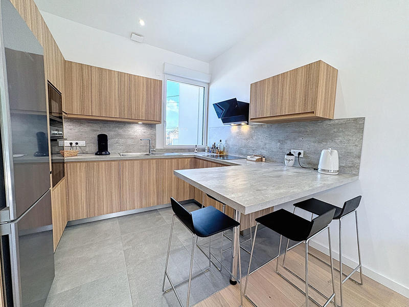 Maison - 131 m² - 8 pièces