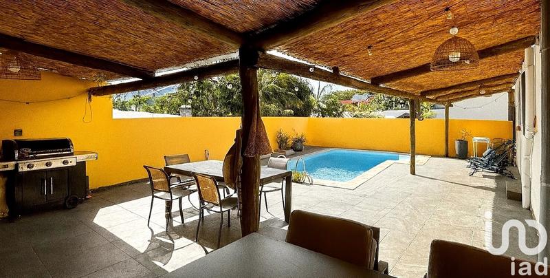 Maison - 220 m² - 8 pièces