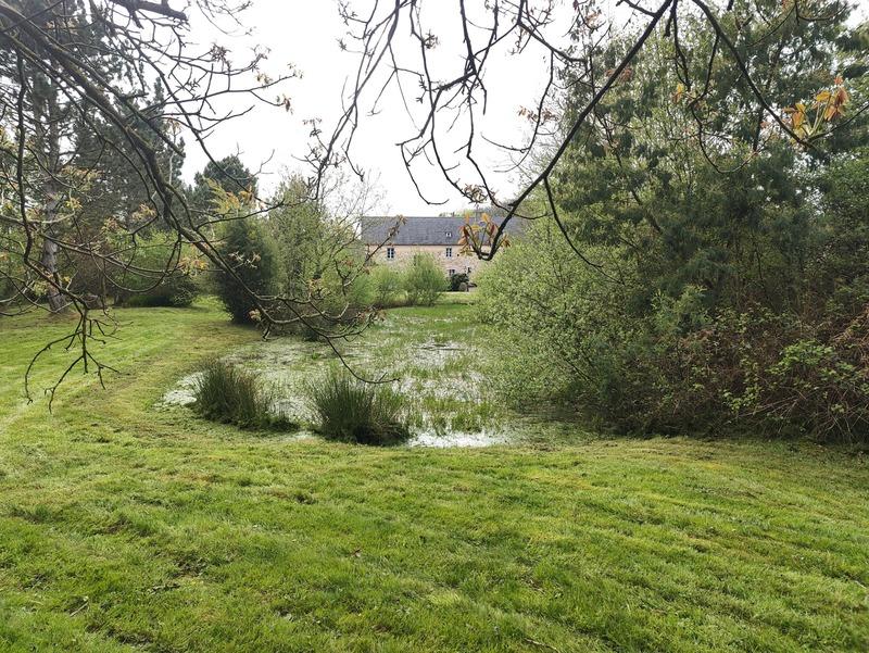 Propriété - 228 m² - 6 pièces