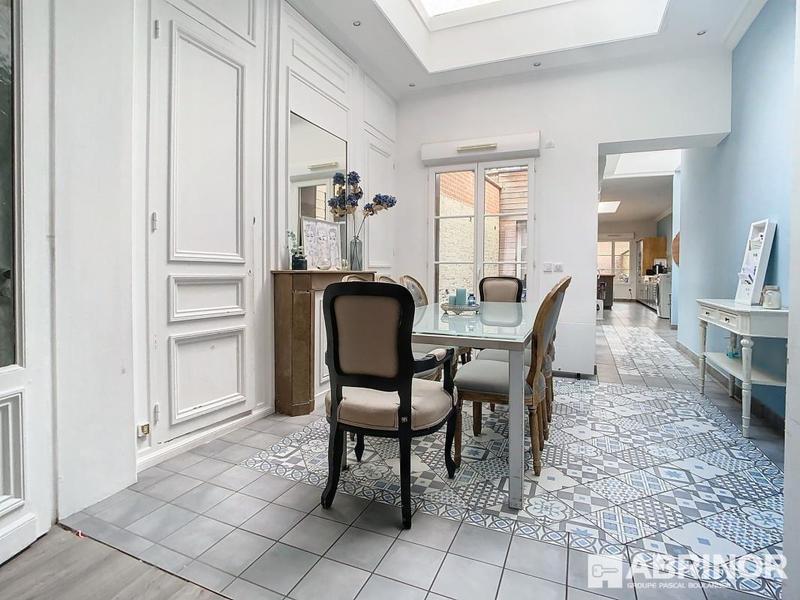 Maison bourgeoise - 162 m² - 7 pièces