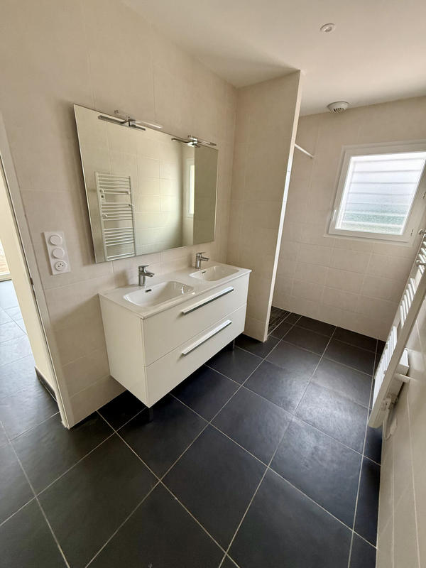 Maison - 112 m² - 4 pièces