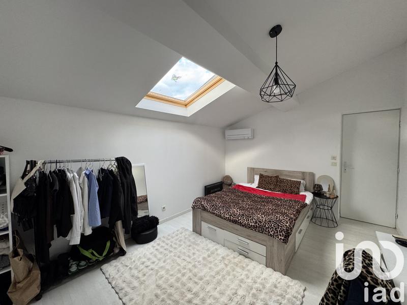 Maison - 200 m² - 8 pièces