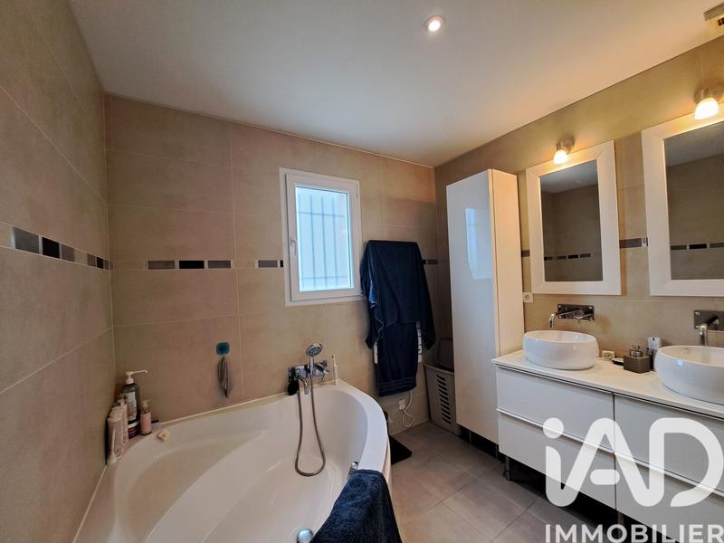 Maison - 153 m² - 7 pièces