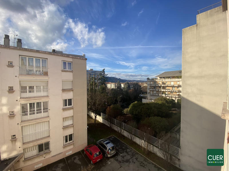 Appartement - 48 m² - 3 pièces