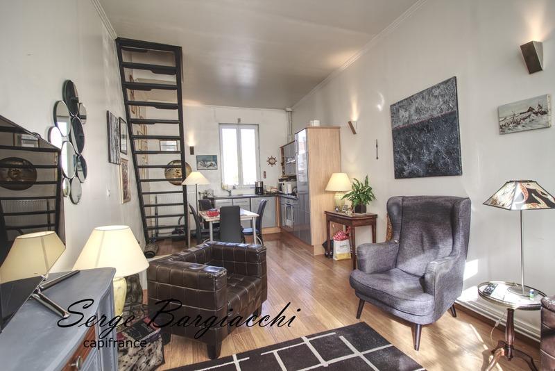 Immeuble - 43 m² - 4 pièces