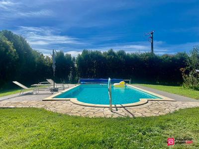 Villa - 220 m² - 7 pièces