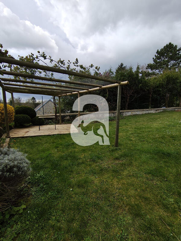 Maison ancienne - 143 m² - 7 pièces