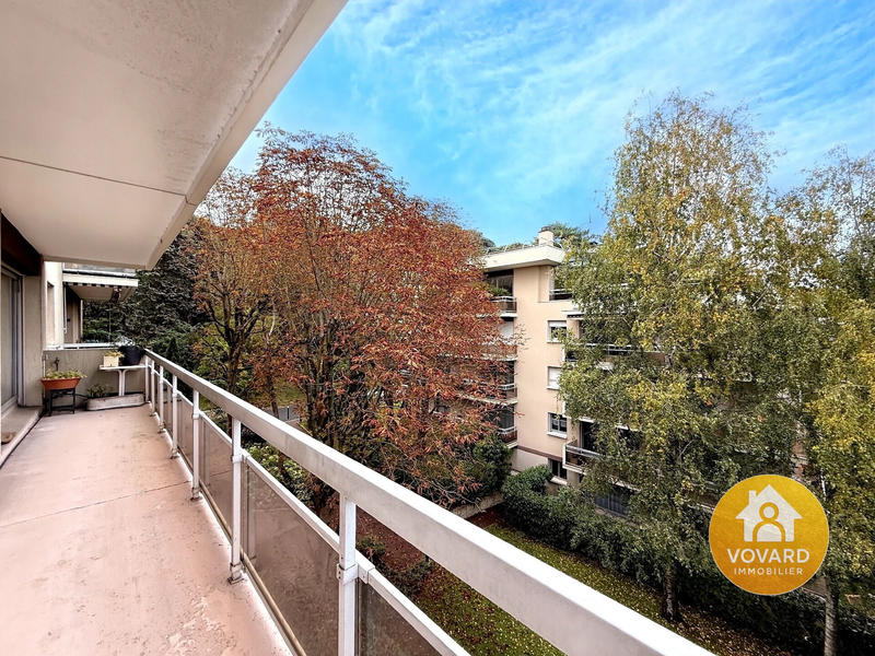 Appartement - 98 m² - 5 pièces