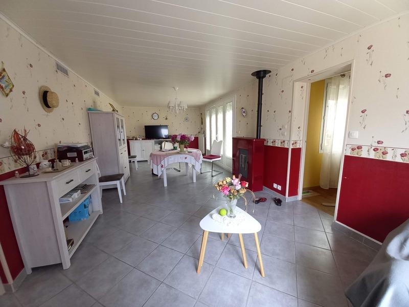 Maison - 96 m² - 3 pièces