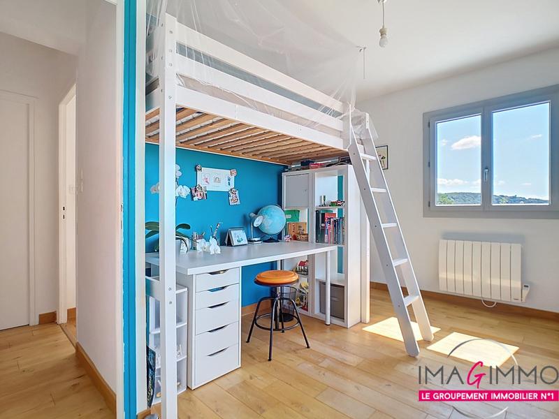 Villa - 164 m² - 10 pièces