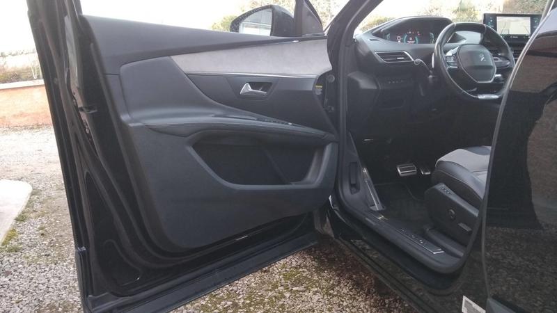 Peugeot 3008 II 1.6 Hybrid4 300 Awd Eat8 Gt