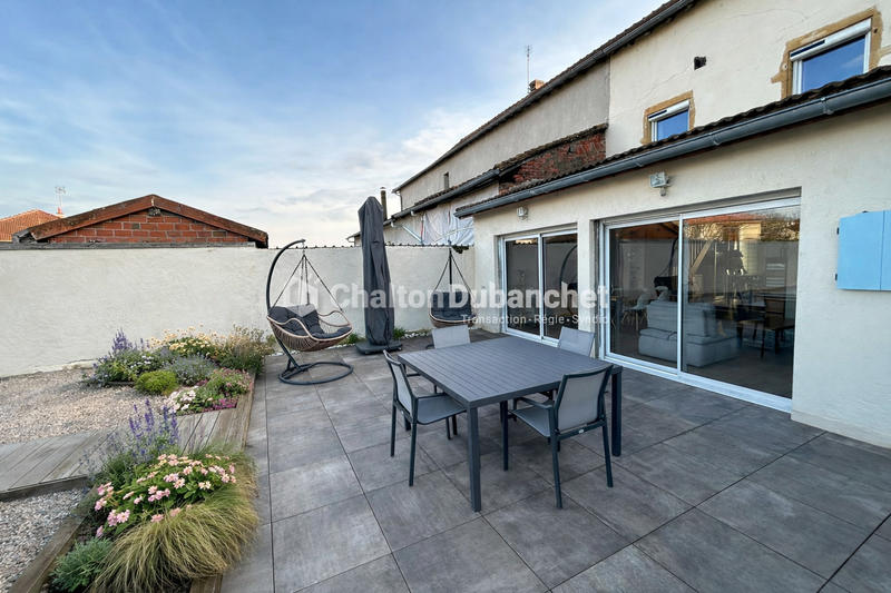 Maison - 163 m² - 7 pièces