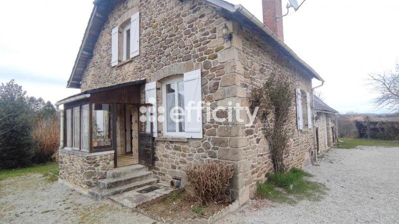 Maison - 185 m² - 8 pièces