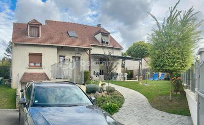 Maison - 127 m² - 7 pièces