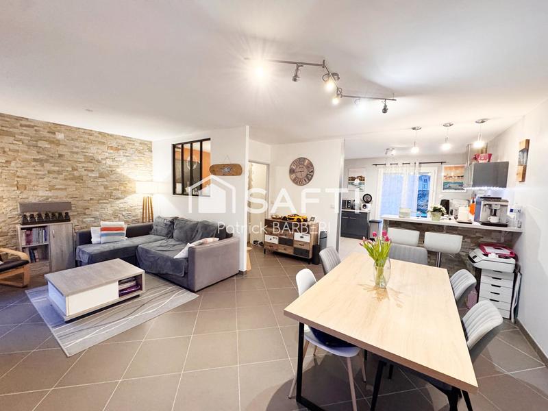 Maison - 86 m² - 4 pièces