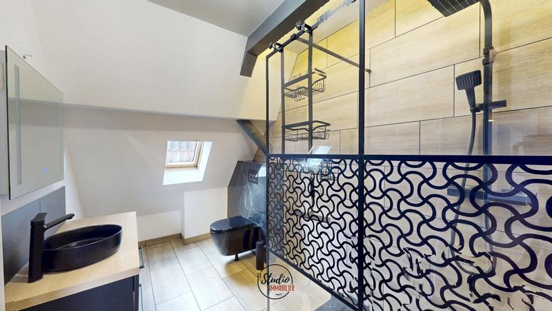 Maison - 96 m² - 3 pièces