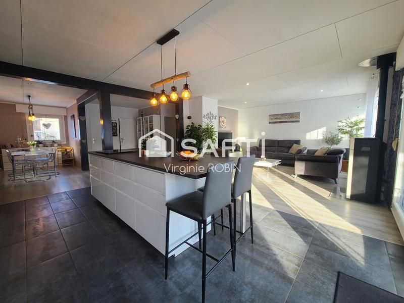 Maison - 166 m² - 5 pièces