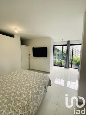 Maison - 250 m² - 7 pièces