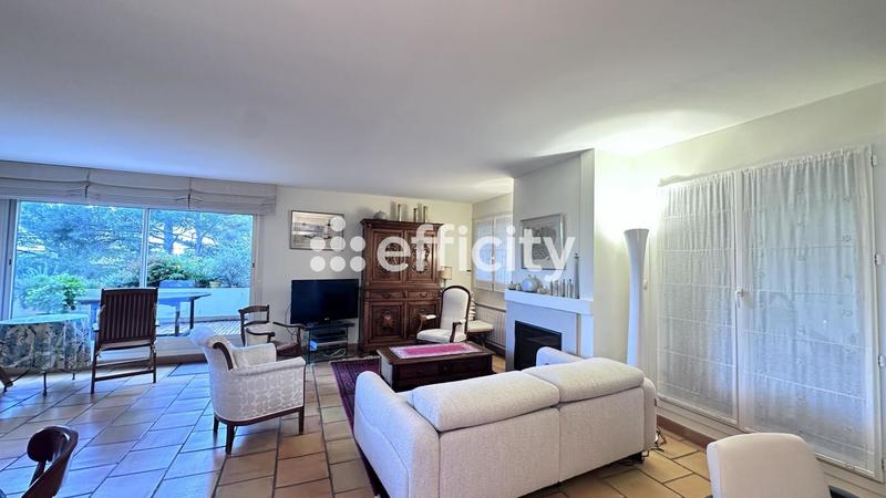 Appartement - 114 m² - 5 pièces